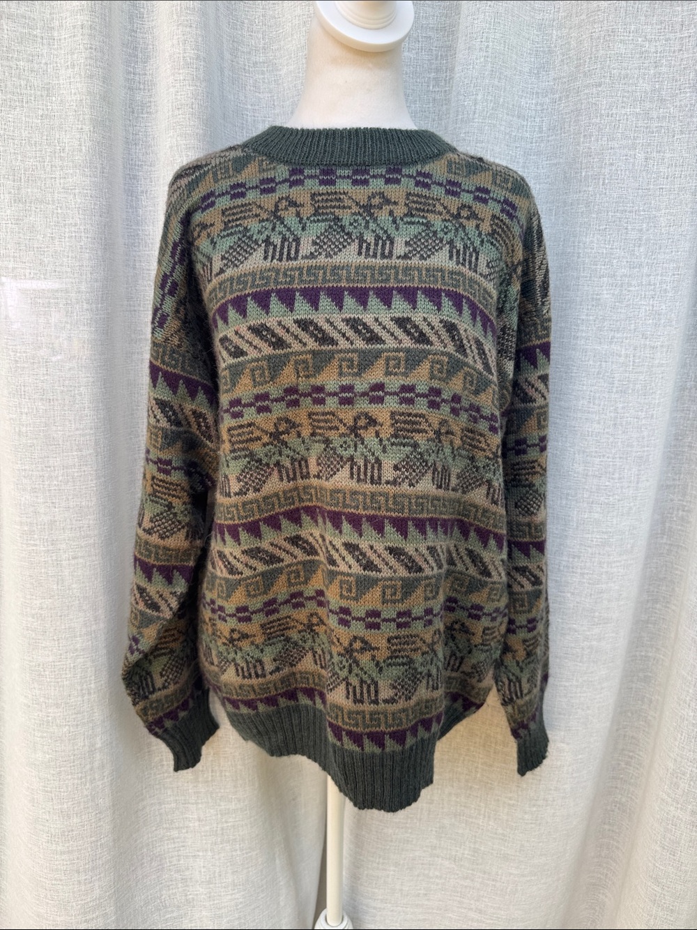 Alpaca-Sur Peruvian alpaca sweater complex green purple  beige geometric pattern
